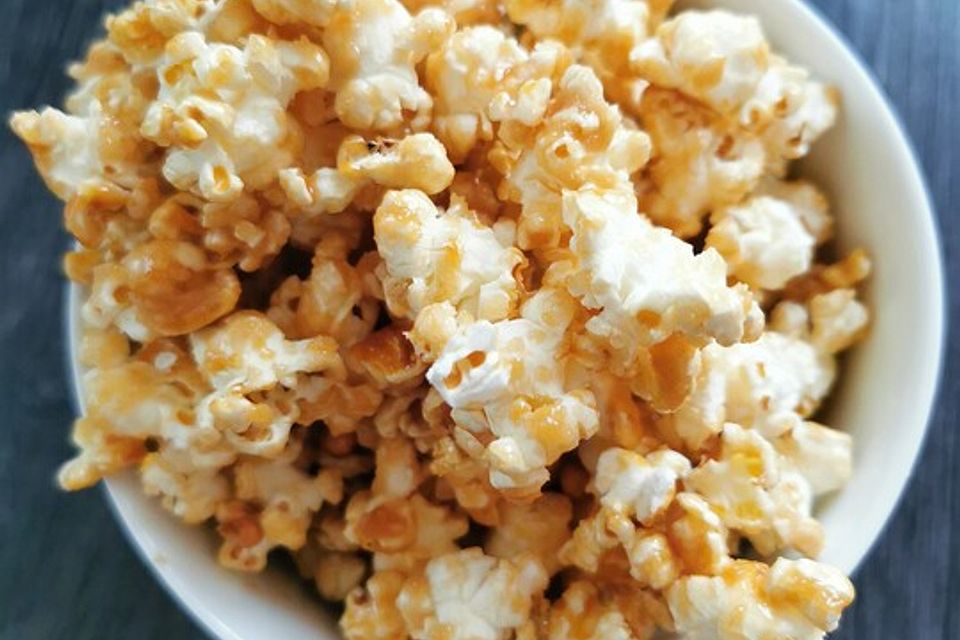 Leckeres und süßes Popcorn