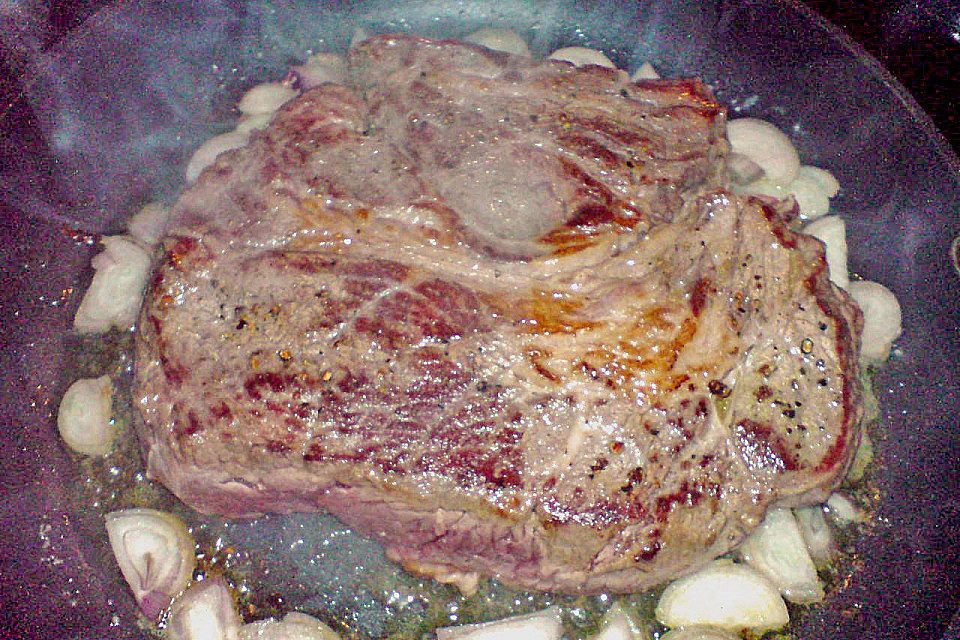 Rinderbraten, Hohe Rippe ohne Knochen Rinderbraten, Hohe Rippe ohne Knochen