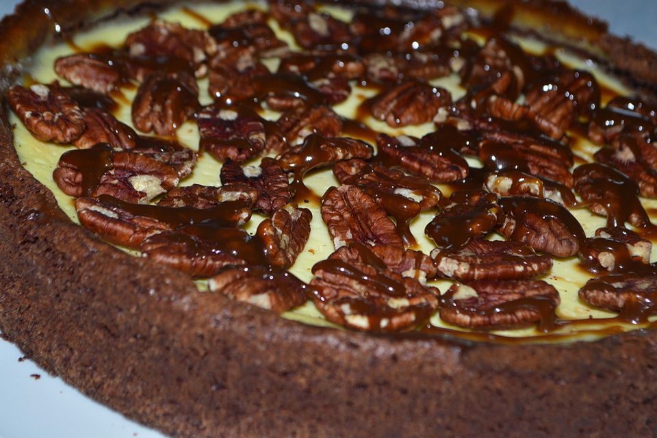 Käsekuchen  mit  Brownie Boden