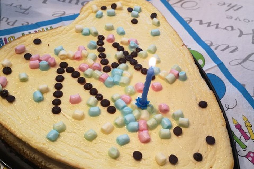 Käsekuchen  mit  Brownie Boden