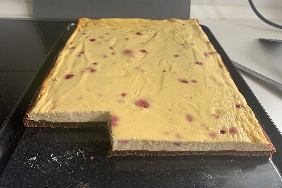 Käsekuchen  mit  Brownie Boden