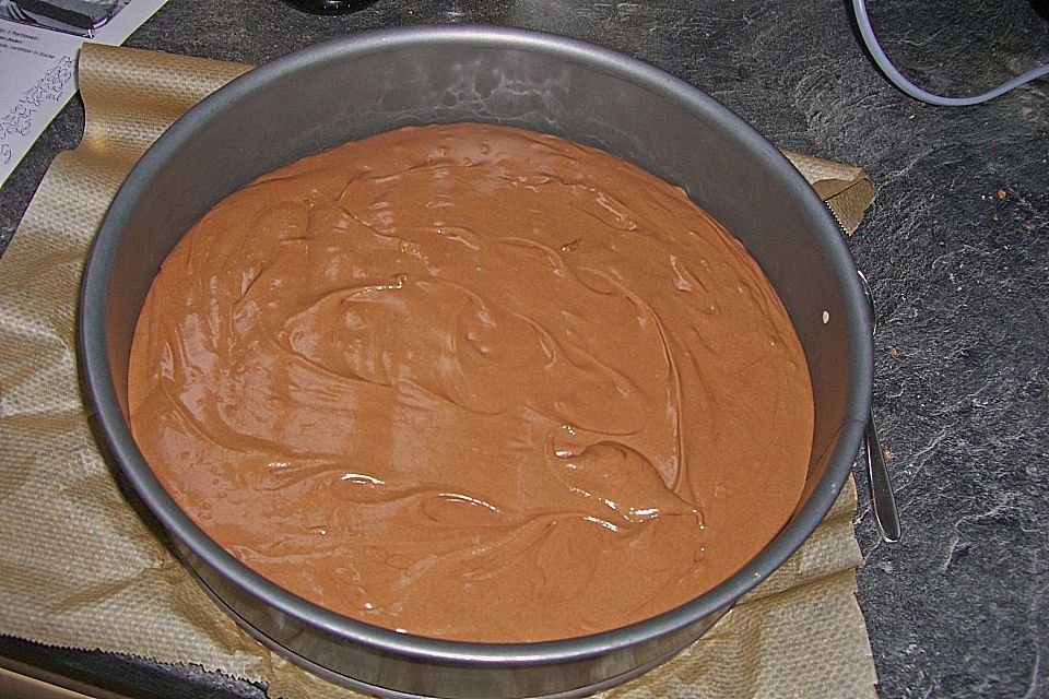 Käsekuchen  mit  Brownie Boden