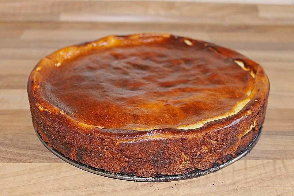 Käsekuchen  mit  Brownie Boden