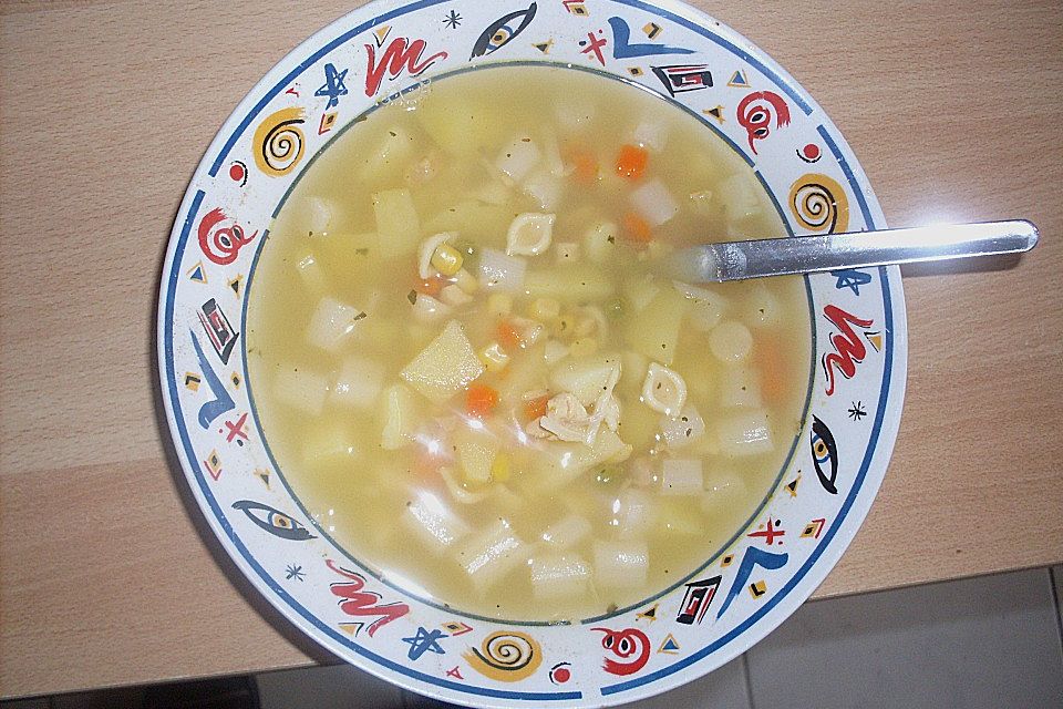 Gemüsesuppe