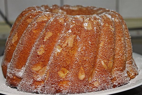 Vanille - Mandel - Guglhupf von Cookbest24 | Chefkoch Vanille - Mandel - Guglhupf von Cookbest24 | Chefkoch