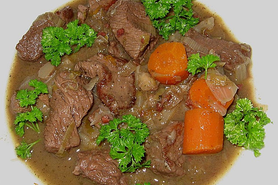 Illes einfaches Gulasch ohne großen Aufwand