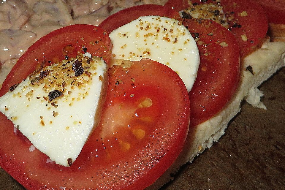 Tomaten - Mozzarella - Brot