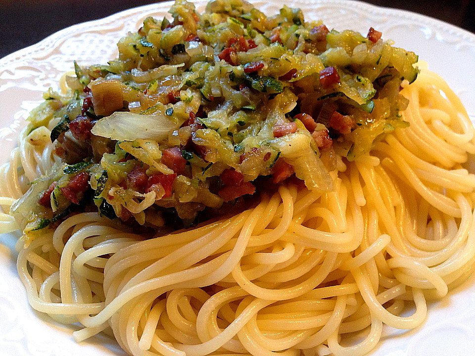 Spaghetti mit Zucchini von happycook75| Chefkoch