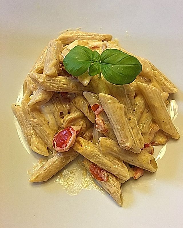 Mazzes Tomate - Mozzarella - Nudeln
