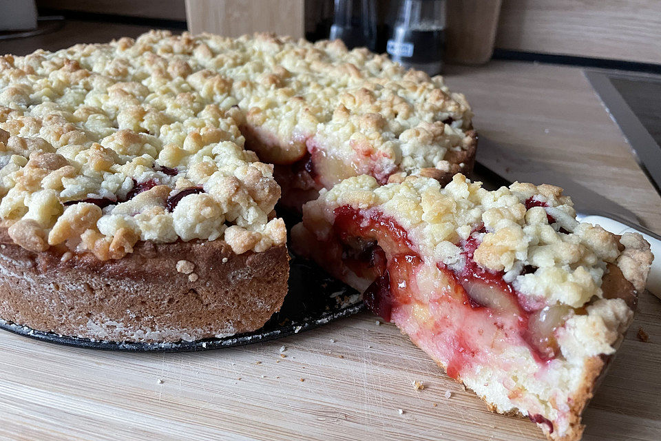 Pflaumenkuchen aus Quarkölteig mit Streuseln