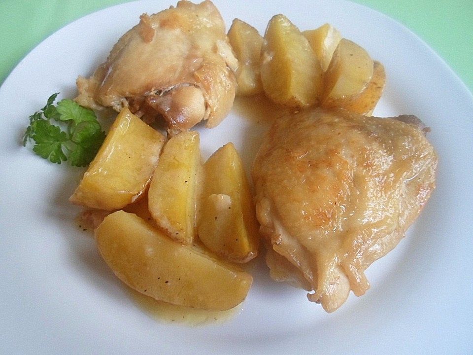 Saftiges Hühnchen in Sahnesauce mit Kartoffel von pilotilka | Chefkoch