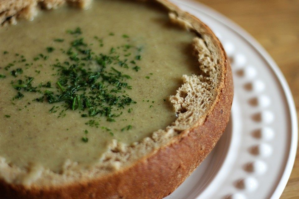 Saure Kartoffelsuppe