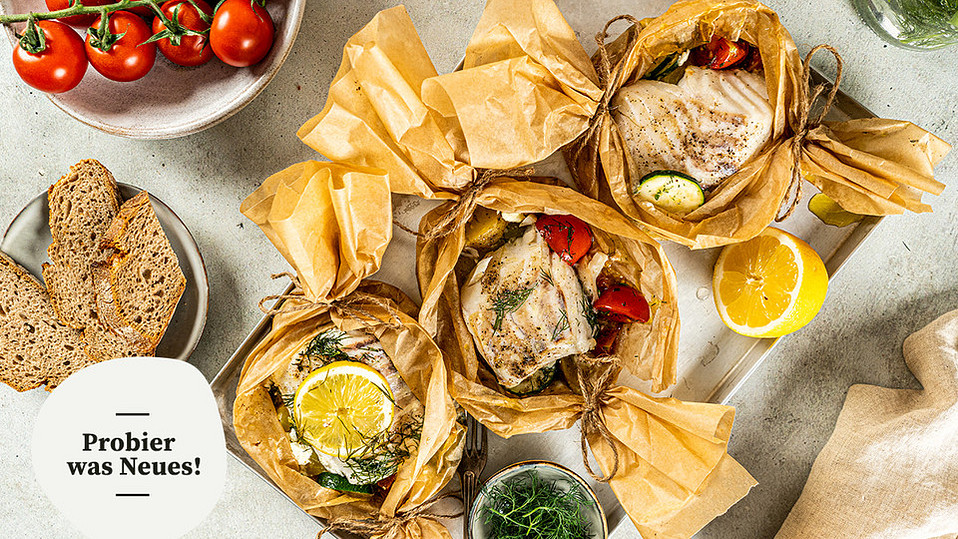 Gefangener-Fisch-im-Backpapier