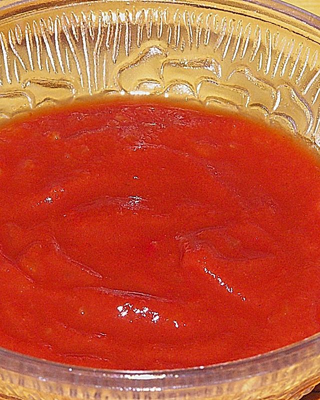 Tomatenketchup mit Zwiebeln