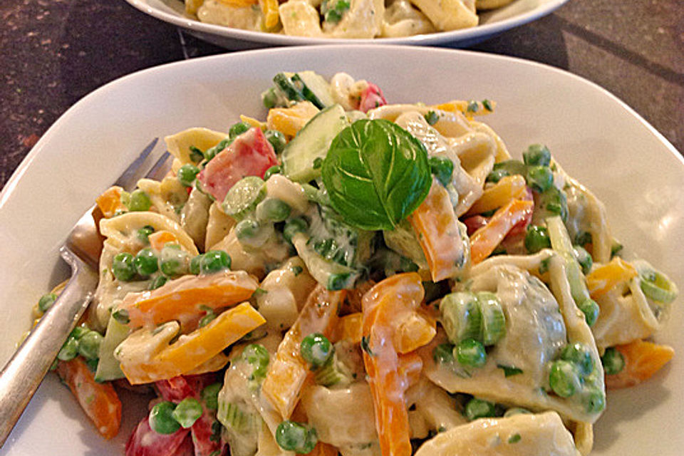 Chrissis Tortellini - Salat