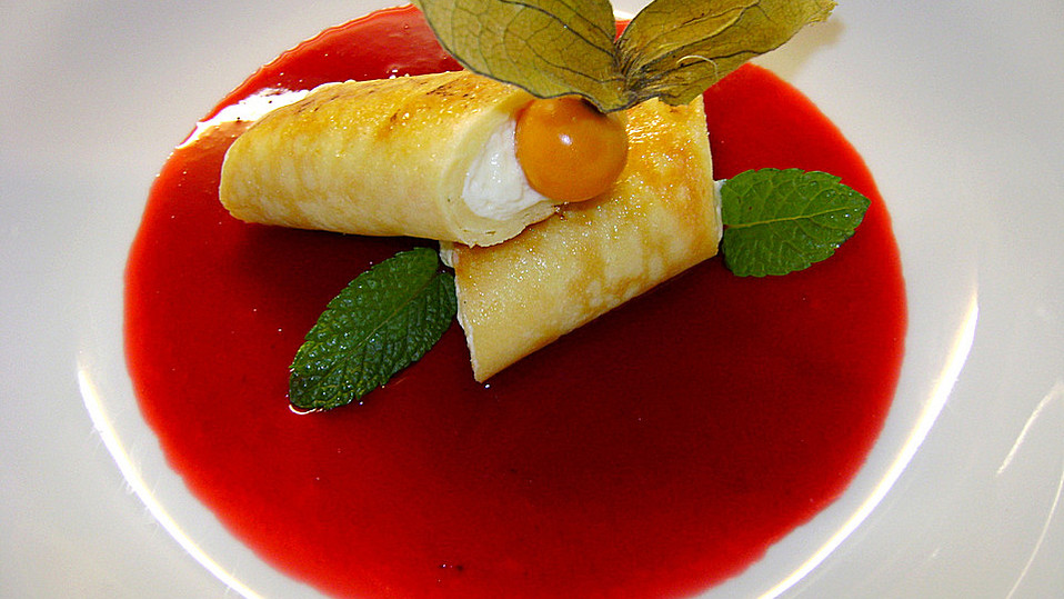 Gebrannte Quarkcannelloni auf Himbeersauce von chefkoch