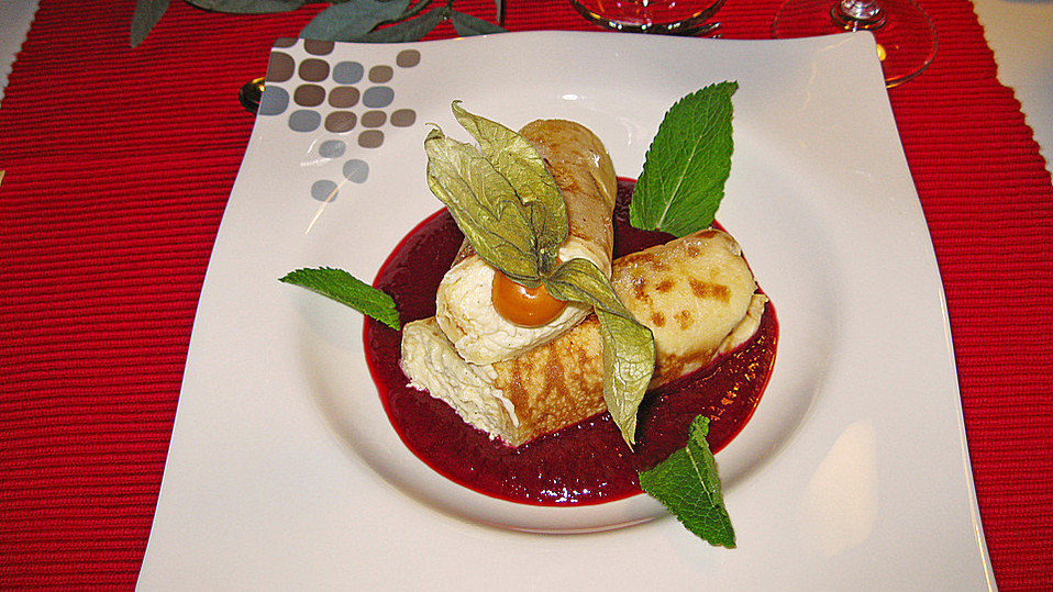 Gebrannte Quarkcannelloni auf Himbeersauce von chefkoch
