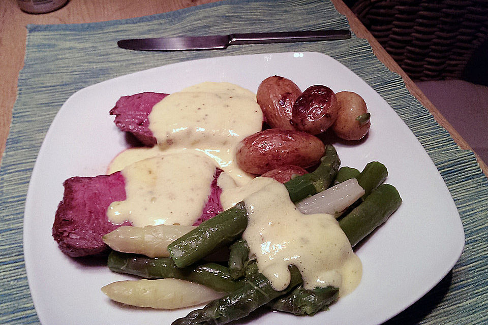 Chateaubriand mit Speckbohnen, Macaire-Kartoffeln und Sauce Béarnaise