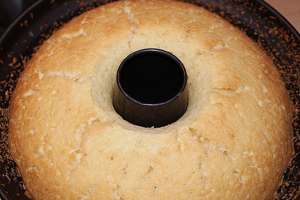 Eierlikör - Kokos - Kuchen Eierlikör - Kokos - Kuchen