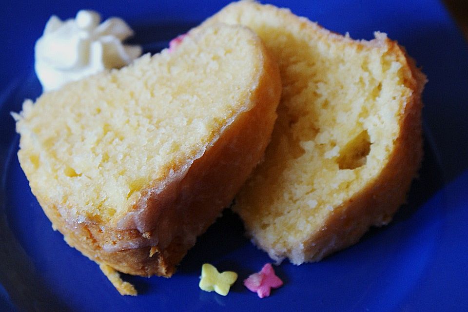 Eierlikör - Kokos - Kuchen Eierlikör - Kokos - Kuchen