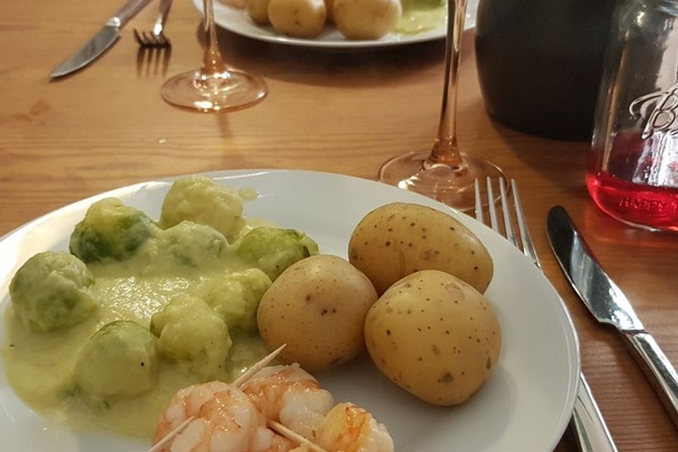 Rosenkohl in Käsesauce