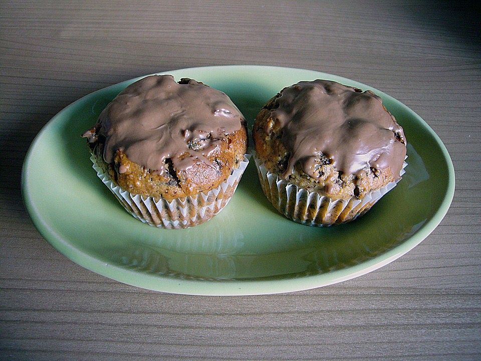 Rosinen - Muffins mit Nüssen und Schokolade von Pauline7006| Chefkoch