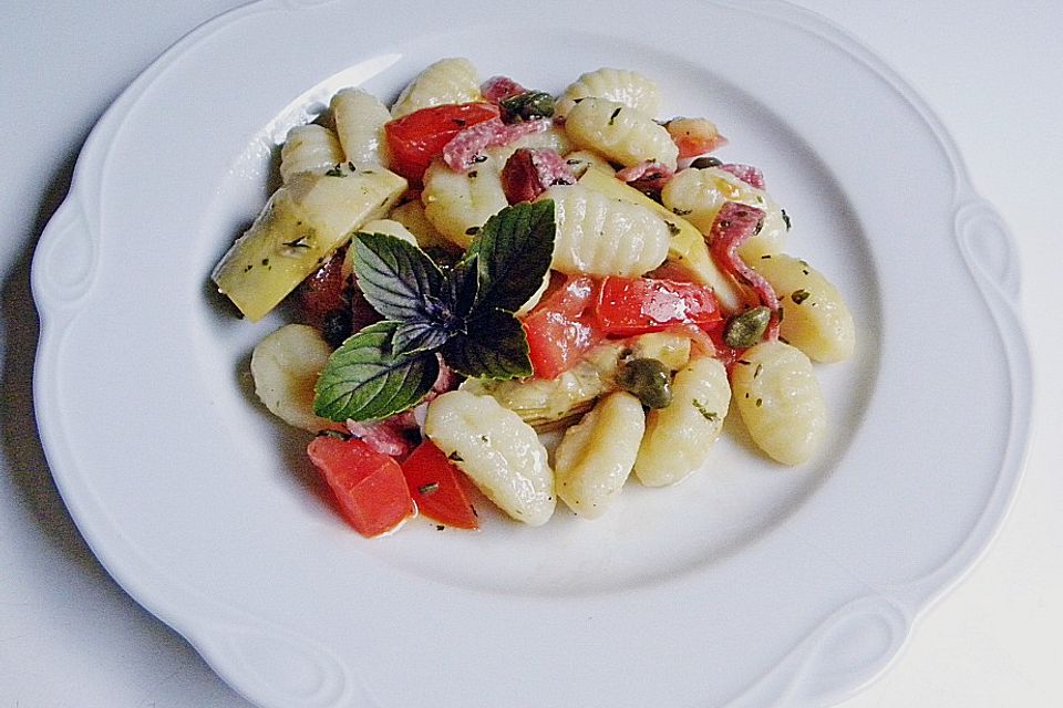 Italienischer Gnocchi Salat