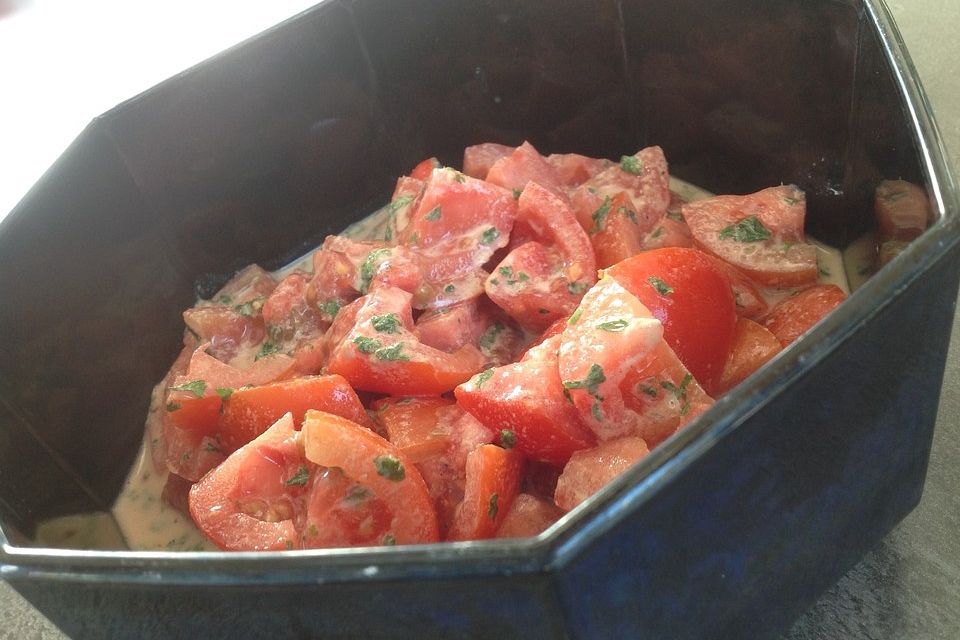 Tomatensalat mit Tahin Tomatensalat mit Tahin