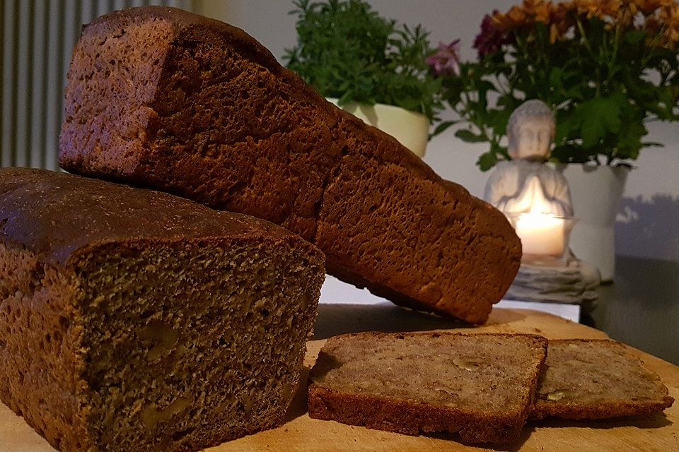 Eichkatzerls herbstliches Kartoffel - Walnuss - Brot