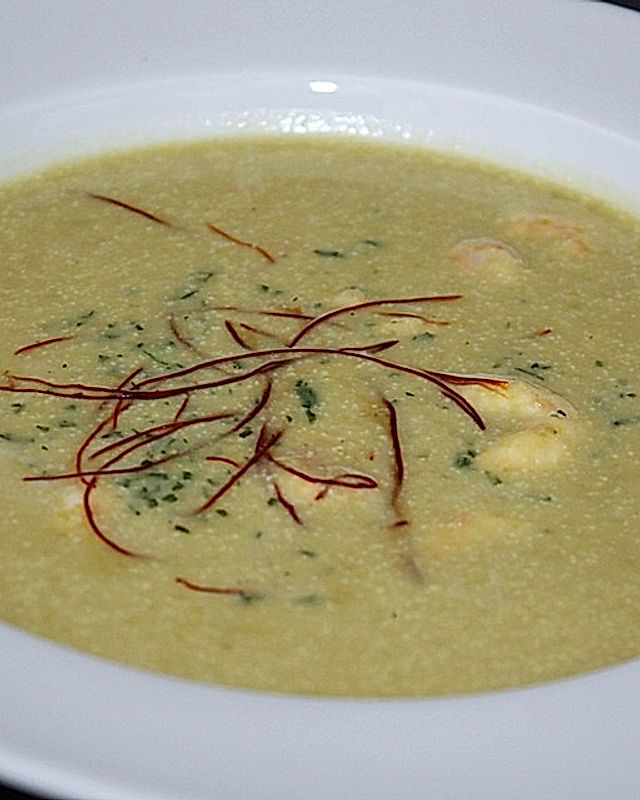 Kokos - Erbsencreme - Suppe mit Garnelen