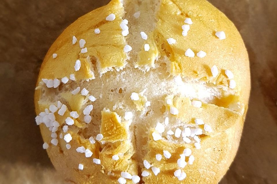 Schwäbische Laugenbrötchen