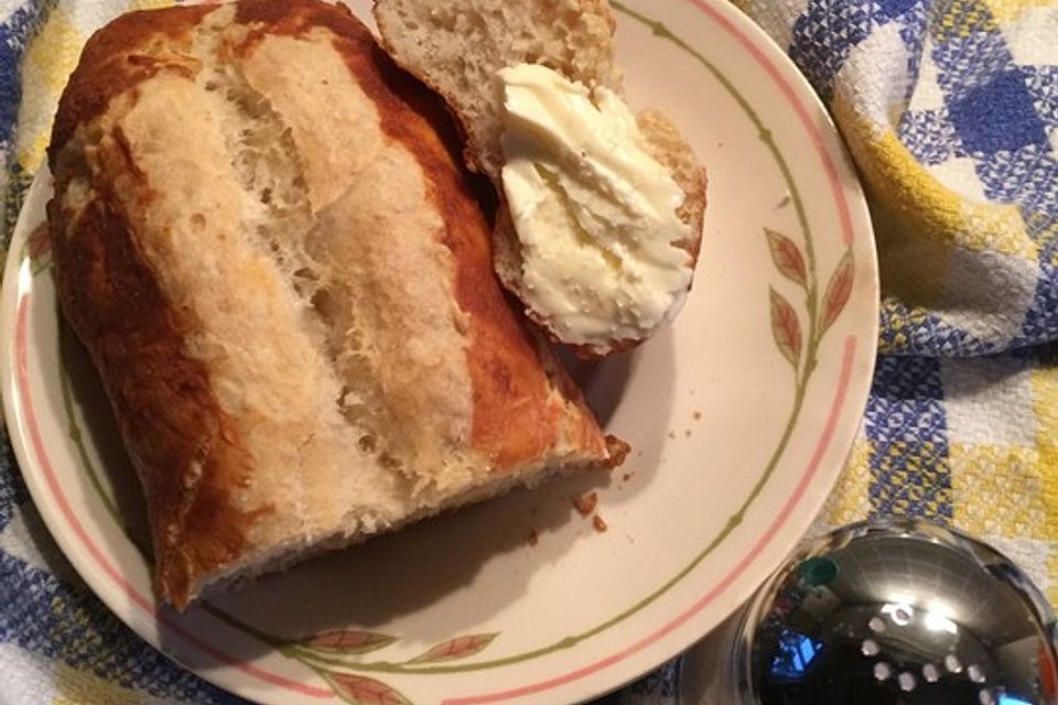 Schwäbische Laugenbrötchen