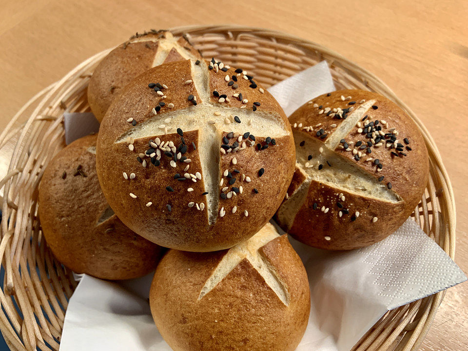 Schwabische Laugenbrotchen Von Risei Chefkoch 