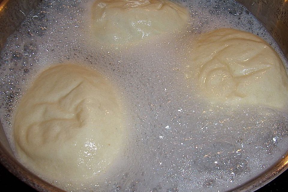 Schwäbische Laugenbrötchen