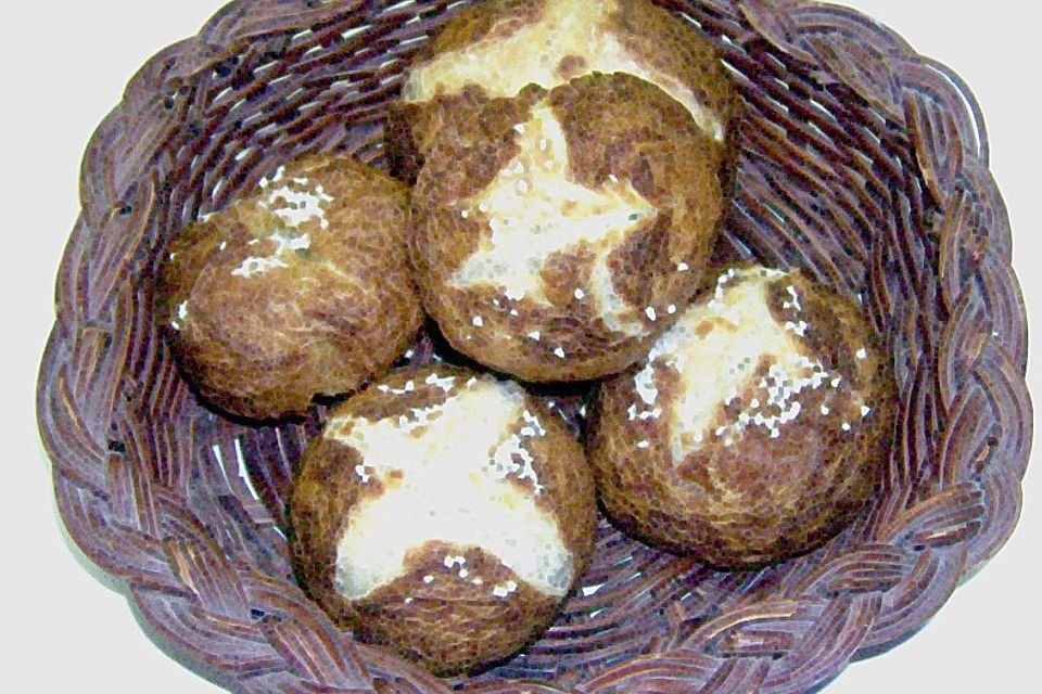 Schwäbische Laugenbrötchen