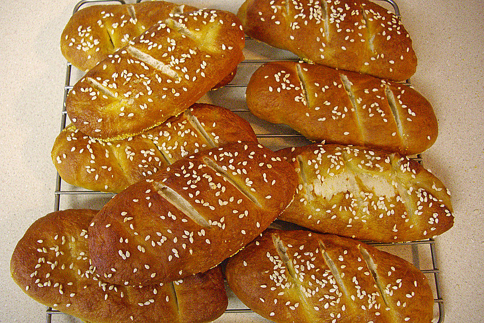 Schwäbische Laugenbrötchen