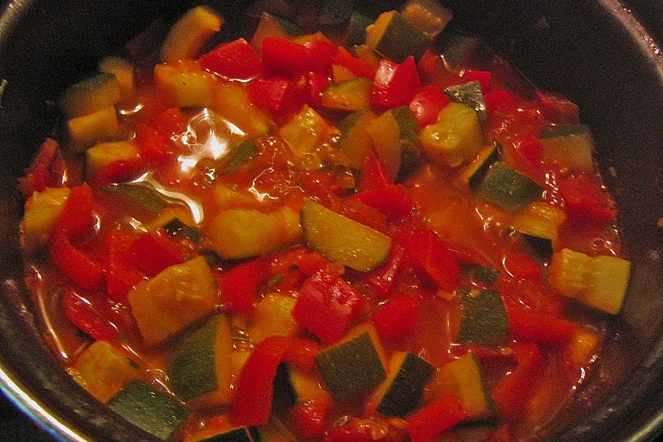 Zucchini - Tomaten - Gemüse