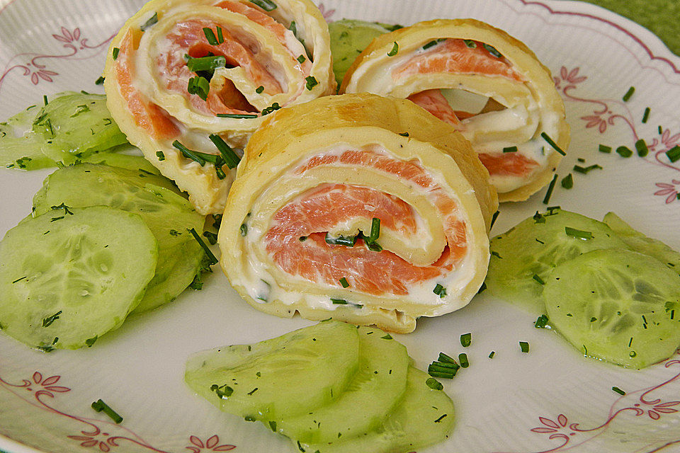 Pfannkuchen vom Blech mit Räucherlachs