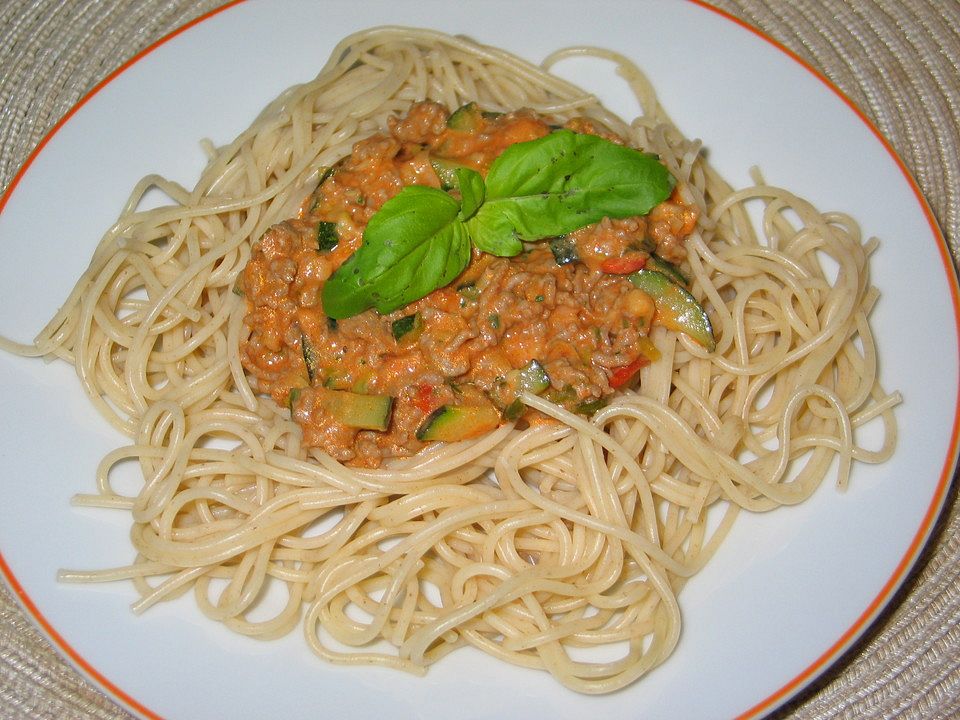 Spaghetti mit Hackfleischsoße von 241970| Chefkoch