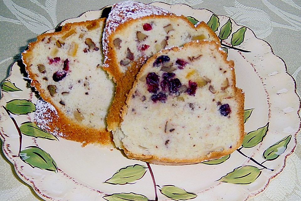 Walnuss - Früchtekuchen Walnuss - Früchtekuchen