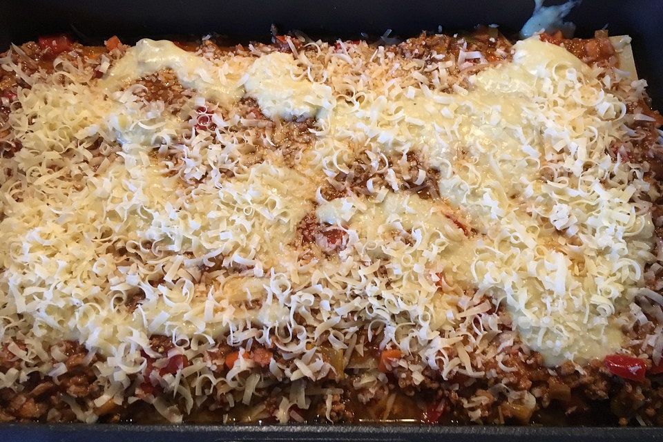 Lasagne alla Bolognese mit Béchamelsoße