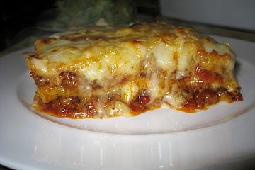 Lasagne alla Bolognese mit Béchamelsoße