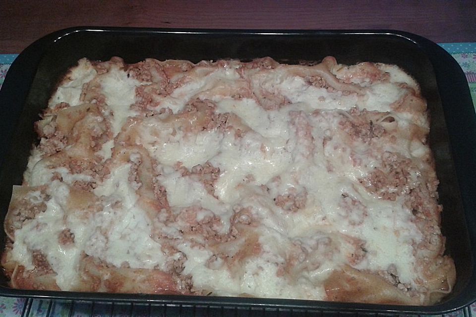 Lasagne alla Bolognese mit Béchamelsoße