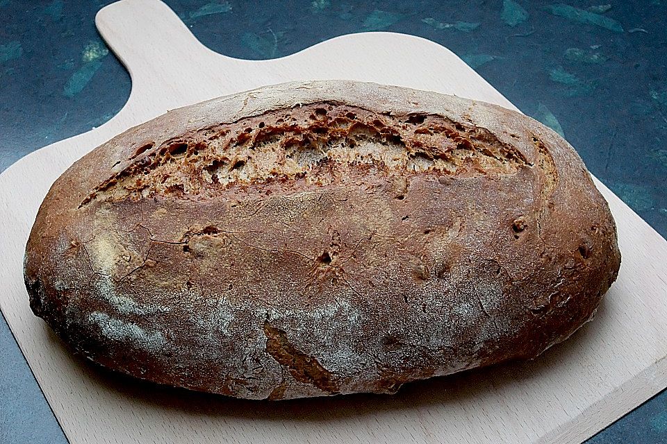 Burgis Walnussbrot mit Sauerteig