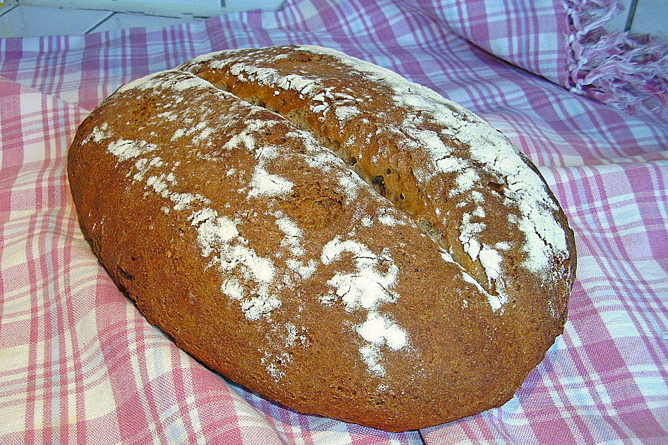 Burgis Walnussbrot mit Sauerteig