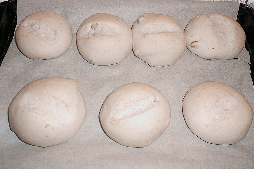 Burgis Walnussbrötchen