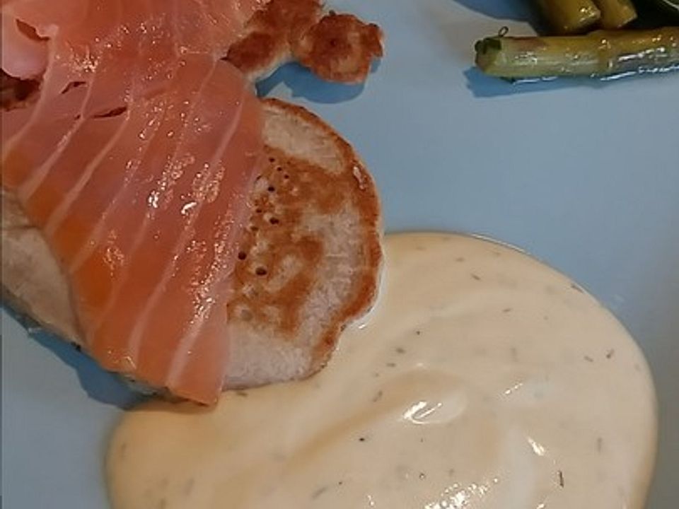 Buchweizen - Blini mit Lachs und Senfcreme| Chefkoch