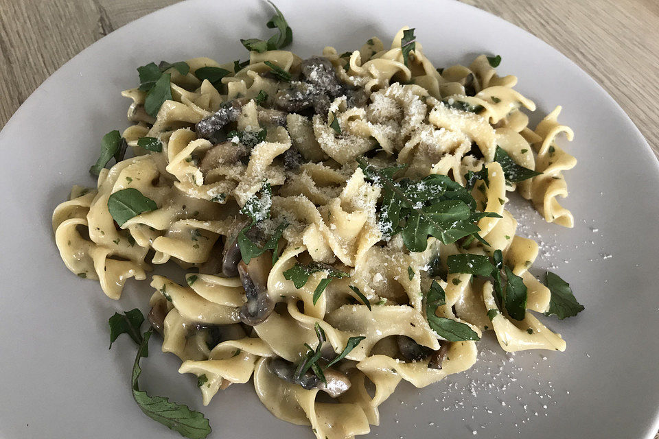 Pasta mit Pilz - Sahne - Sauce