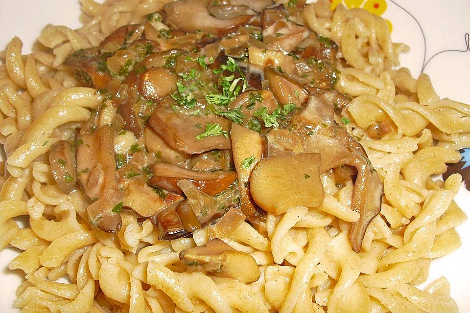 Pasta mit Pilz - Sahne - Sauce