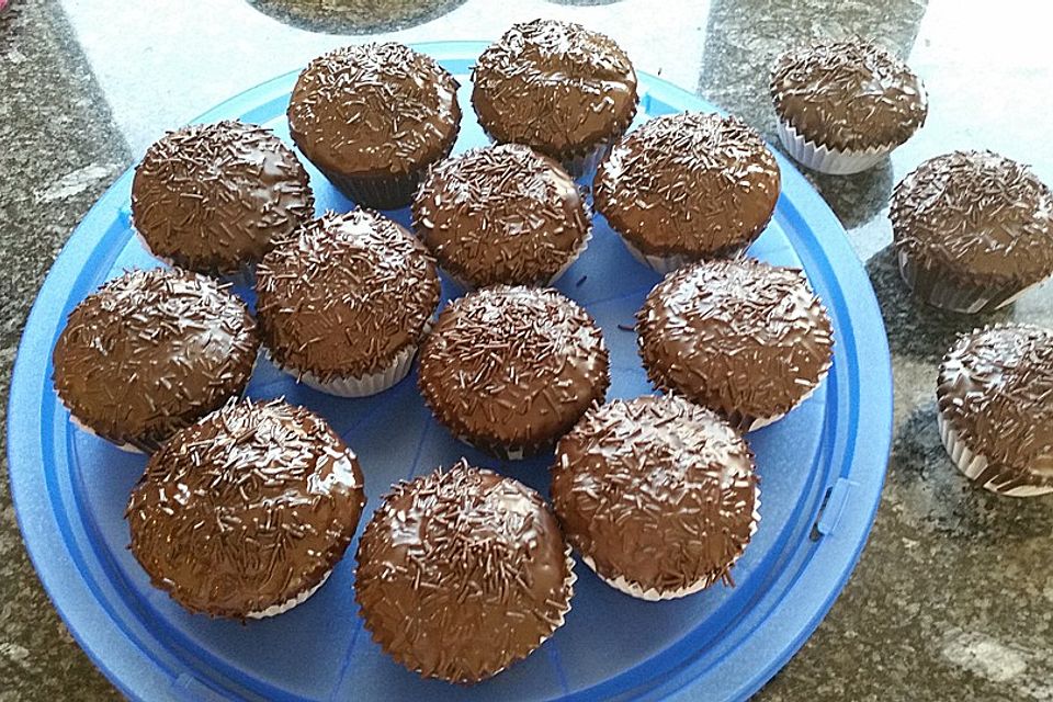 Schoko - Muffins mit Frischkäsefüllung